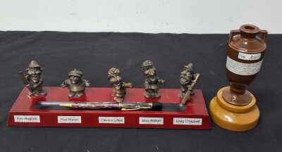 CRICKET COLLECTABLES