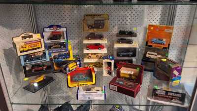 MODEL CARS