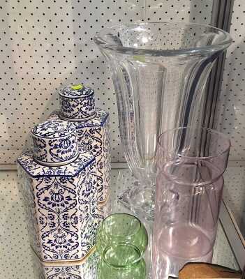 VASES & JARS