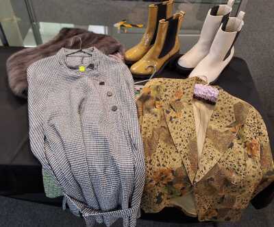 LADIES FASHIONS