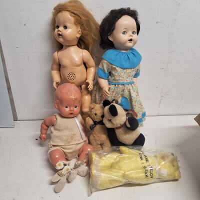 DOLLS