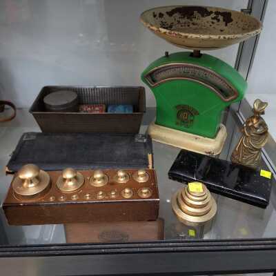 COLLECTABLES