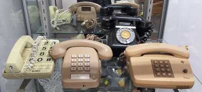 VINTAGE PHONES