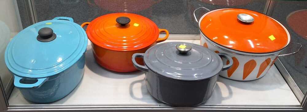 COLOURFUL COOKWARE