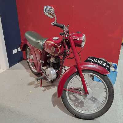 JAMES MOTORCYCLE