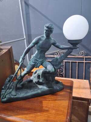 TABLE LAMP