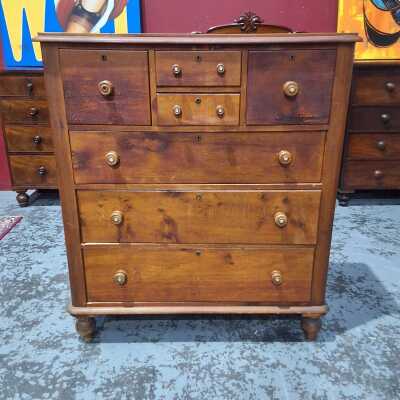 CHEST OF DRAWERS