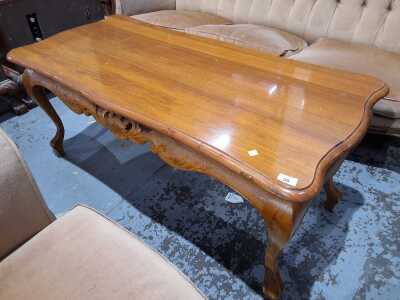 COFFEE TABLE