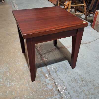 LAMP TABLE