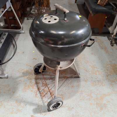 WEBER BBQ