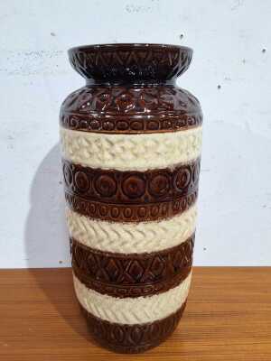 FLOOR VASE