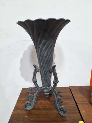 URN