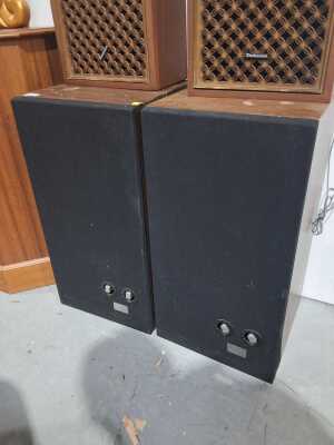 SPEAKERS