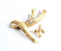 GOLD BROOCH