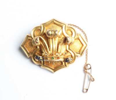 GOLD BROOCH