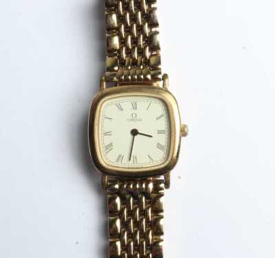 OMEGA WRIST WATCH