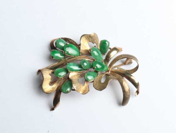 GOLD BROOCH