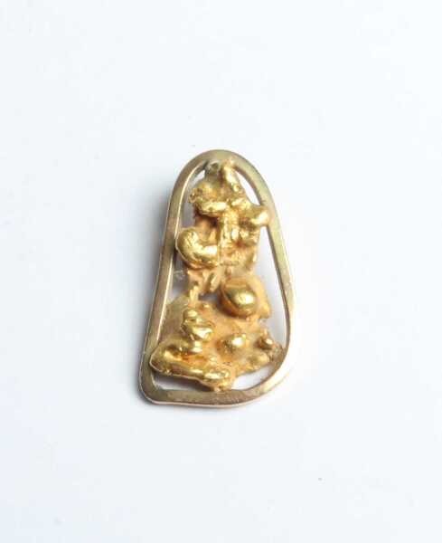 GOLD PENDANT