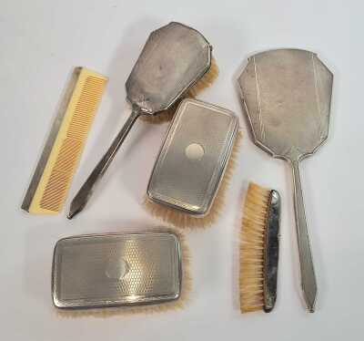 SILVER VANITY ITEMS
