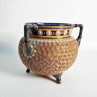 TRI FOOTED VASE
