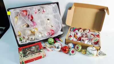 VINTAGE CHRISTMAS DECORATIONS