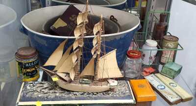 COLLECTABLES
