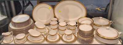 DINNERWARE