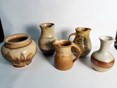 STUDIO POTTERY