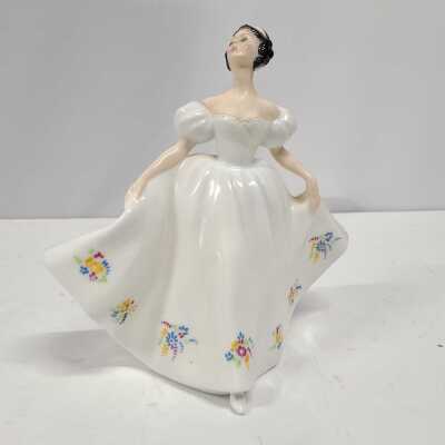 ROYAL DOULTON FIGURE
