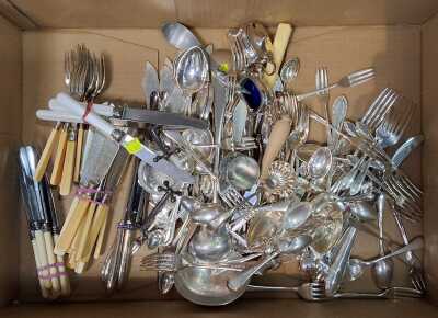 FLATWARE