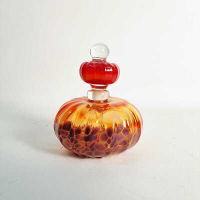 SCENT BOTTLE