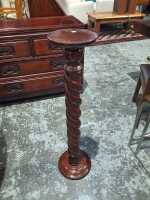PEDESTAL