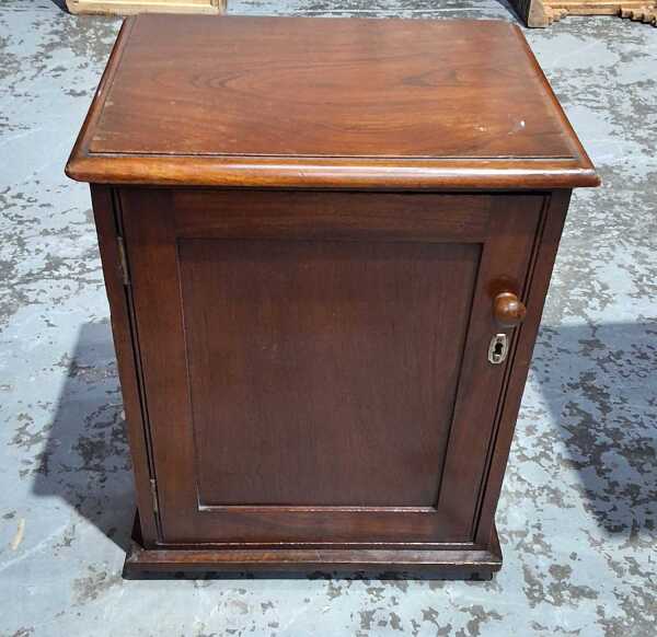 SIDE CABINET