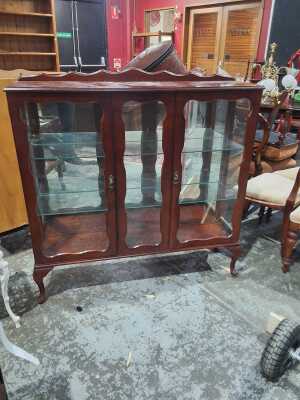 CHINA CABINET