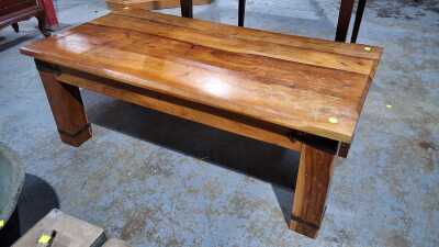 COFFEE TABLE