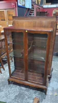 CHINA CABINET