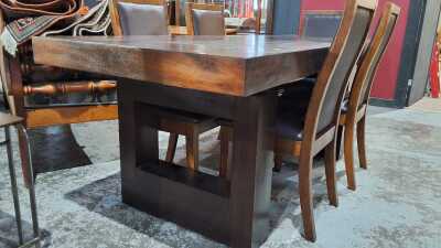 DINING SUITE