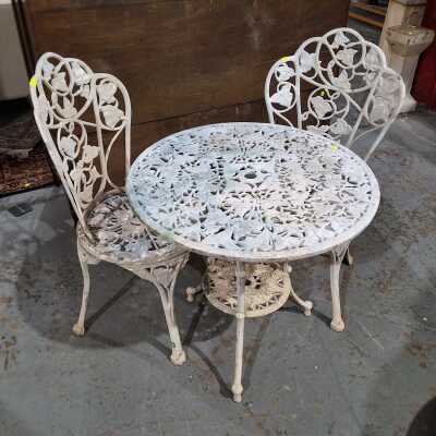 PATIO SETTING