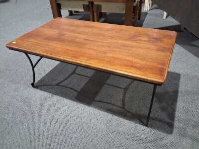 COFFEE TABLE