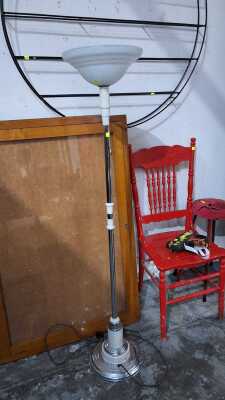 STANDARD LAMP