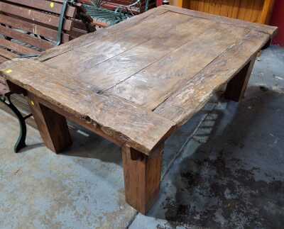LOWLINE TABLE