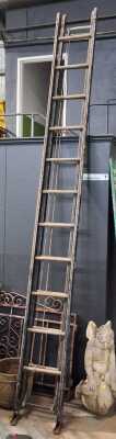 VINTAGE LADDER