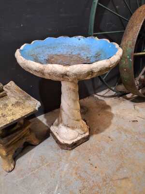 BIRDBATH