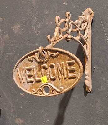 ENTRANCE SIGN