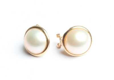 GOLD & PEARL EARRINGS