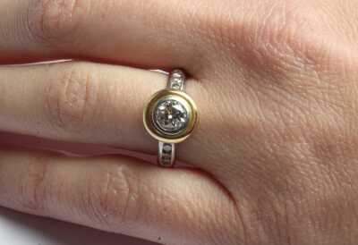 DIAMOND RING