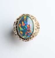 GOLD & OPAL RING