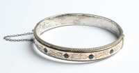 SAPPHIRE SET BANGLE