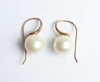 GOLD & PEARL EARRINGS
