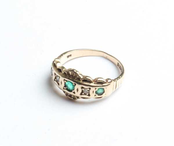 GOLD RING